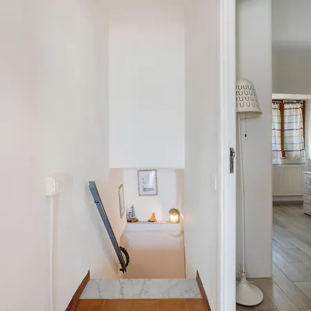 La Ca Bela * 韦内雷港